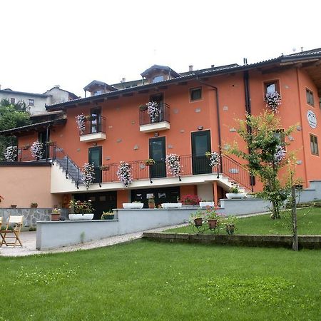 Al Pasche Bed & Breakfast Dronero Exterior photo